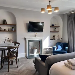 Apartment The @ 13 Rivers Street, Bath